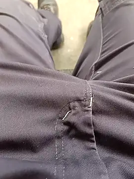 Snapshot of vadszex31 chatting on 10.18.25 vadszex31 online show from 10.18.25