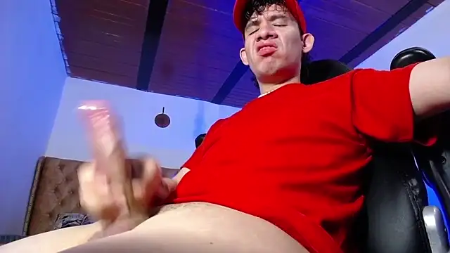 Snapshot of cute_eidenx chatting on 03.17.26 cute eidenx online show from 03.17.26