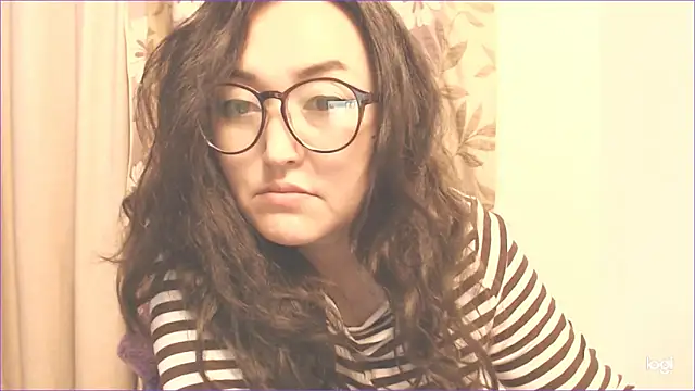 Snapshot of hrnyteacher chatting on 02.12.25 hrnyteacher online show from 02.12.25