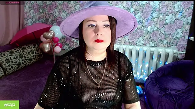 Snapshot of Julia-ru chatting on 04.13.26 Julia-ru online show from 04.13.26