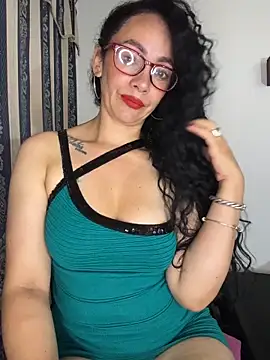 Snapshot of JULYSEX1 chatting on 04.13.26 JULYSEX1 online show from 04.13.26