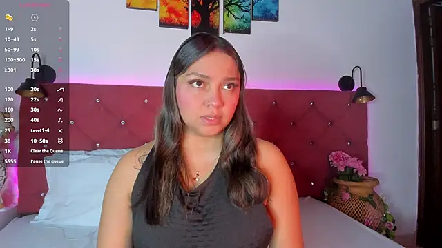 Snapshot of Abril_Gomez06 chatting on 10.10.25 Abril Gomez06 online show from 10.10.25