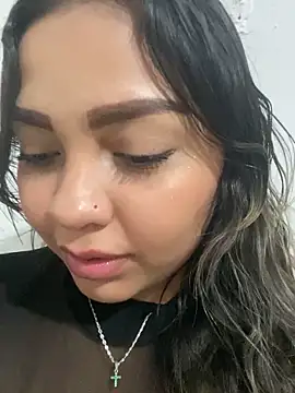 Snapshot of Abril_Gomez06 chatting on 04.25.26 Abril Gomez06 online show from 04.25.26