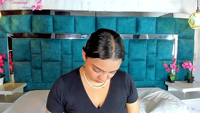 Snapshot of Abril_Gomez06 chatting on 06.12.26 Abril Gomez06 online show from 06.12.26