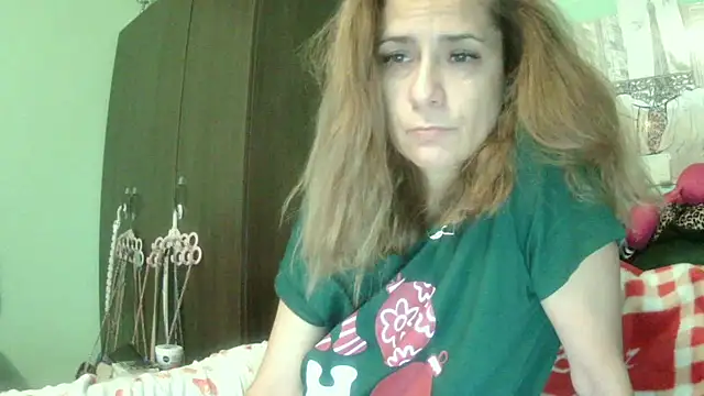 Snapshot of SexyGioconda chatting on 12.16.25 SexyGioconda online show from 12.16.25