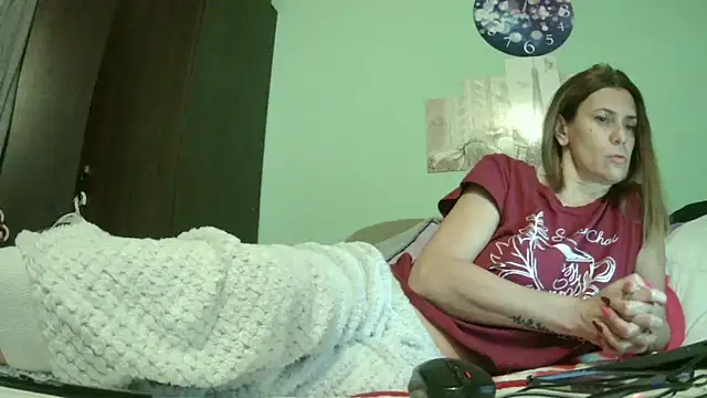 Snapshot of SexyGioconda chatting on 04.12.26 SexyGioconda online show from 04.12.26