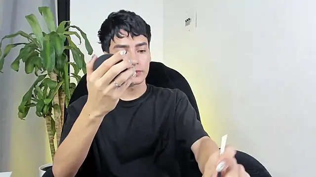 sebas rose online show from 12.19.25