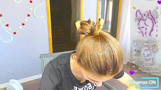 EmmyGreans online show from 03.01.25