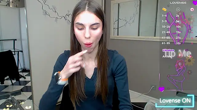 EmmyGreans online show from 03.05.25