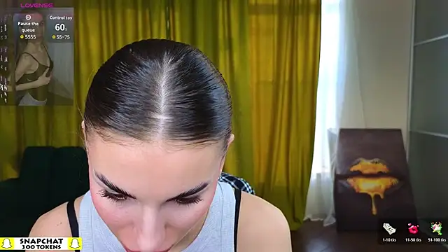 EmmyGreans online show from 04.13.26