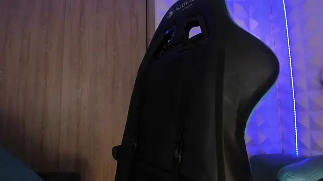 Snapshot of Jendralevis chatting on 02.16.26 Jendralevis online show from 02.16.26