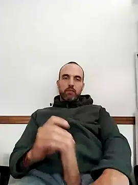 Snapshot of leon3875 chatting on 12.17.24 leon3875 online show from 12.17.24