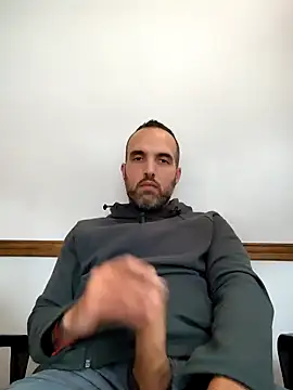 Snapshot of leon3875 chatting on 01.17.25 leon3875 online show from 01.17.25