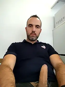 Snapshot of leon3875 chatting on 02.27.25 leon3875 online show from 02.27.25