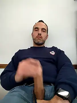 Snapshot of leon3875 chatting on 10.14.25 leon3875 online show from 10.14.25