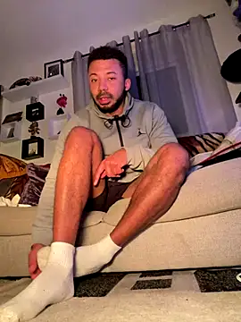 Snapshot of mbbc99 chatting on 12.04.25 mbbc99 online show from 12.04.25