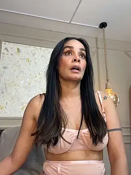 Snapshot of Alishak chatting on 02.05.26 Alishak online show from 02.05.26