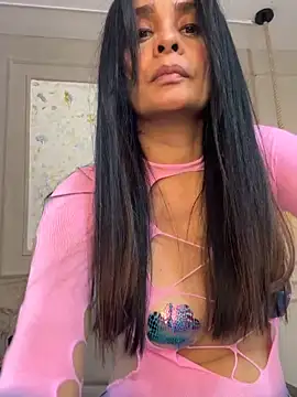 Snapshot of Alishak chatting on 02.07.26 Alishak online show from 02.07.26