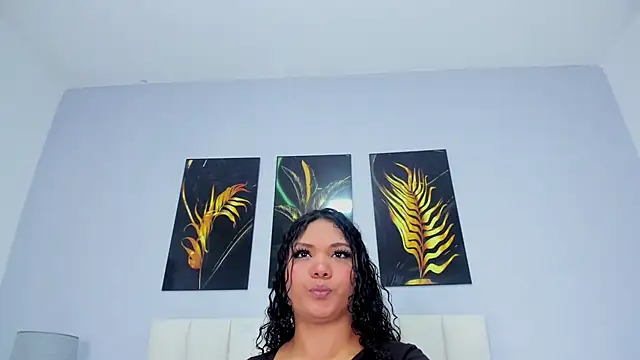 Snapshot of Greymarii chatting on 03.19.25 Greymarii online show from 03.19.25