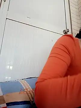 Ana love2000 online show from 02.28.25