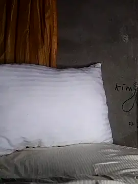 lachilena027 online show from 02.27.25