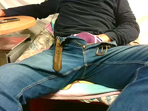 Giulio35 Pika online show from 10.20.25