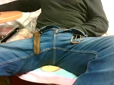 Giulio35 Pika online show from 11.18.25