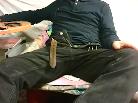 Giulio35 Pika online show from 12.04.25