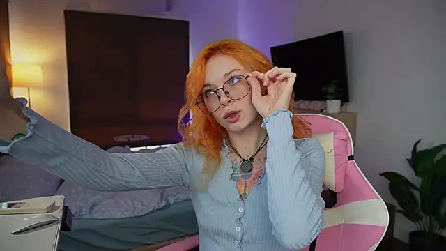 juicyshow  online show from 09.13.25