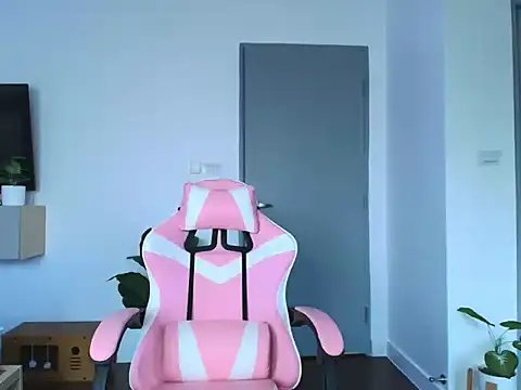 juicyshow  online show from 09.14.25