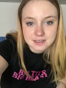 chloetarducci online show from 03.01.25