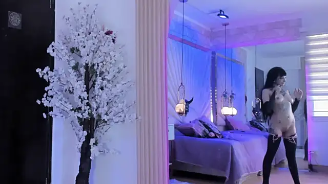 zephirahabney online show from 02.27.25