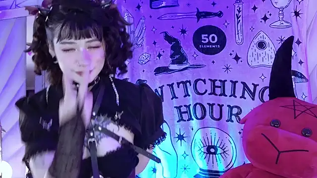 zephirahabney online show from 11.01.25