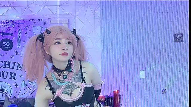 zephirahabney online show from 12.05.25