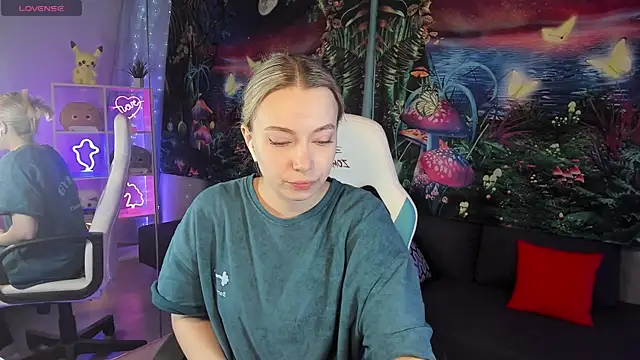 TiffanyBatson online show from 12.20.24