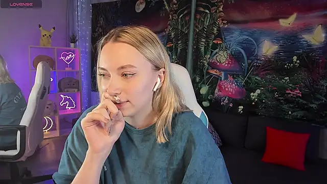 TiffanyBatson online show from 12.20.24