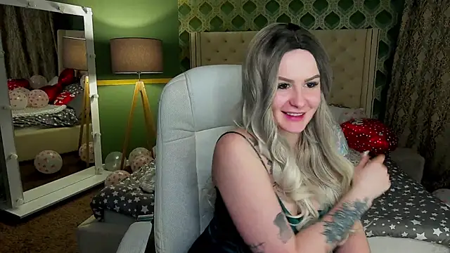 AmberDismond online show from 02.17.25