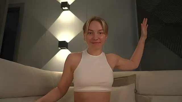 -Snowwwy- online show from 03.14.25