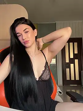 Julietta a online show from 03.07.25