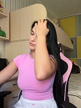 Julietta a online show from 09.19.25