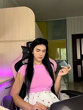 Julietta a online show from 10.02.25