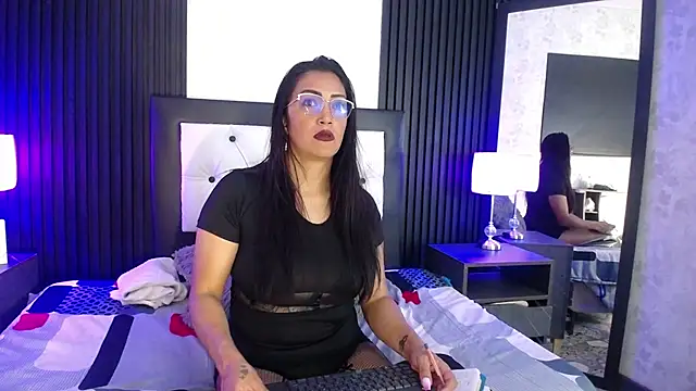 Snapshot of dayana_mendoza69 chatting on 02.11.25 dayana mendoza69 online show from 02.11.25