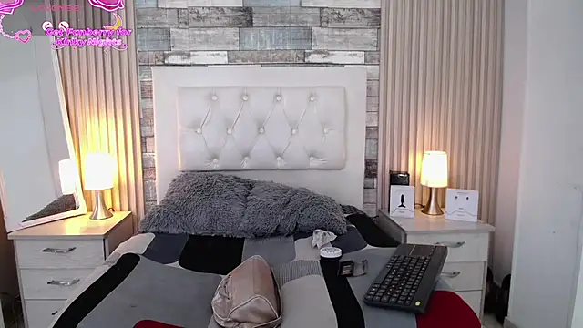 Snapshot of dayana_mendoza69 chatting on 11.26.25 dayana mendoza69 online show from 11.26.25