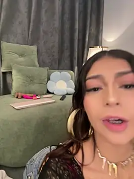 Snapshot of CHERRYY_BOMB_ chatting on 06.28.26 CHERRYY BOMB online show from 06.28.26