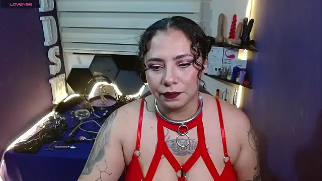 Snapshot of Alexa_Slavehot777 chatting on 02.11.26 Alexa Slavehot777 online show from 02.11.26