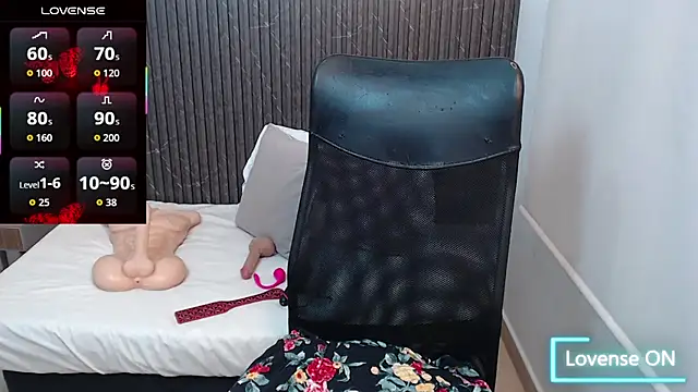 chanel brunette online show from 11.28.25