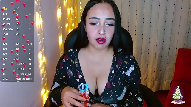 Snapshot of AmberGoddess_ chatting on 12.28.24 AmberGoddess  online show from 12.28.24