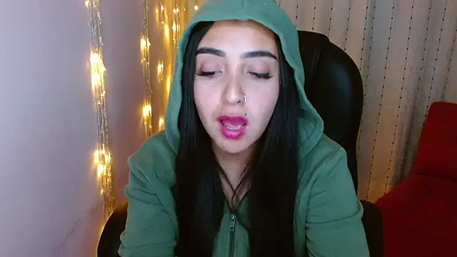Snapshot of AmberGoddess_ chatting on 01.19.25 AmberGoddess  online show from 01.19.25