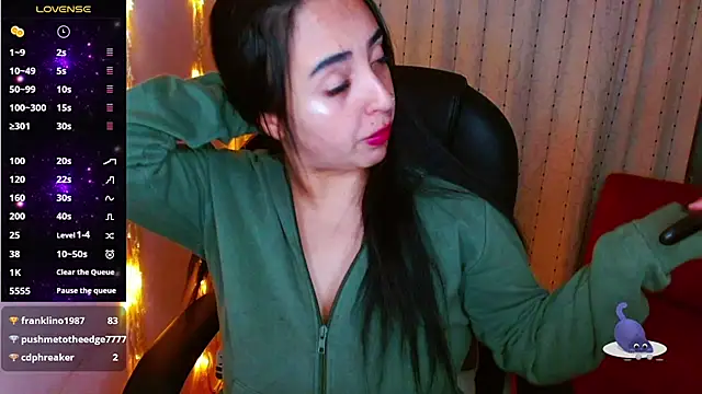Snapshot of AmberGoddess_ chatting on 01.24.25 AmberGoddess  online show from 01.24.25