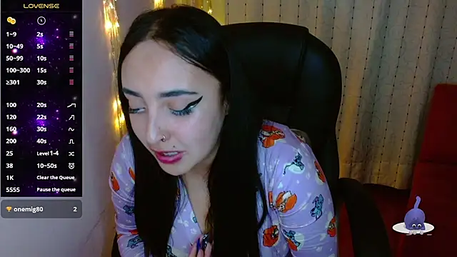 Snapshot of AmberGoddess_ chatting on 01.31.25 AmberGoddess  online show from 01.31.25